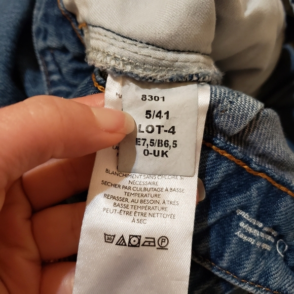 Pilcro straight denim button up skirt size 0 raw hem - Picture 10 of 12